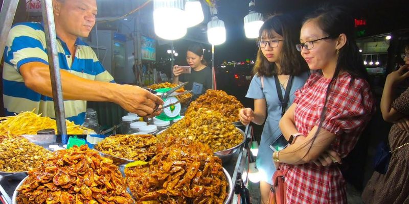 Where is Vung Tau night market and how to get there?