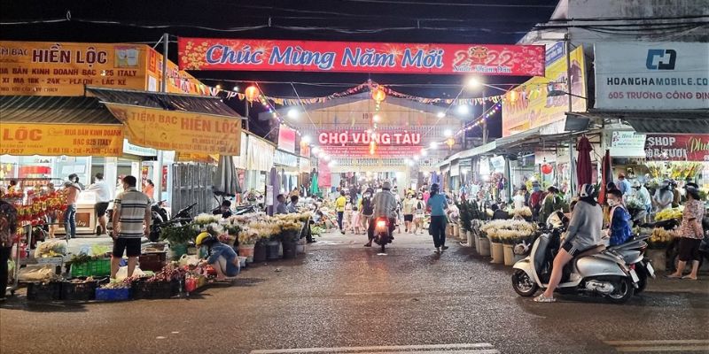Discover the heart-touching beauty of Vung Tau night market