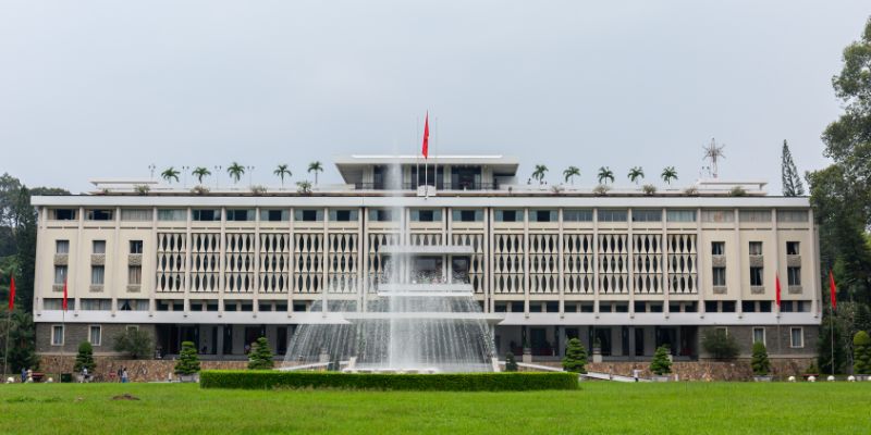 Start your day in Saigon with the Independence Palace